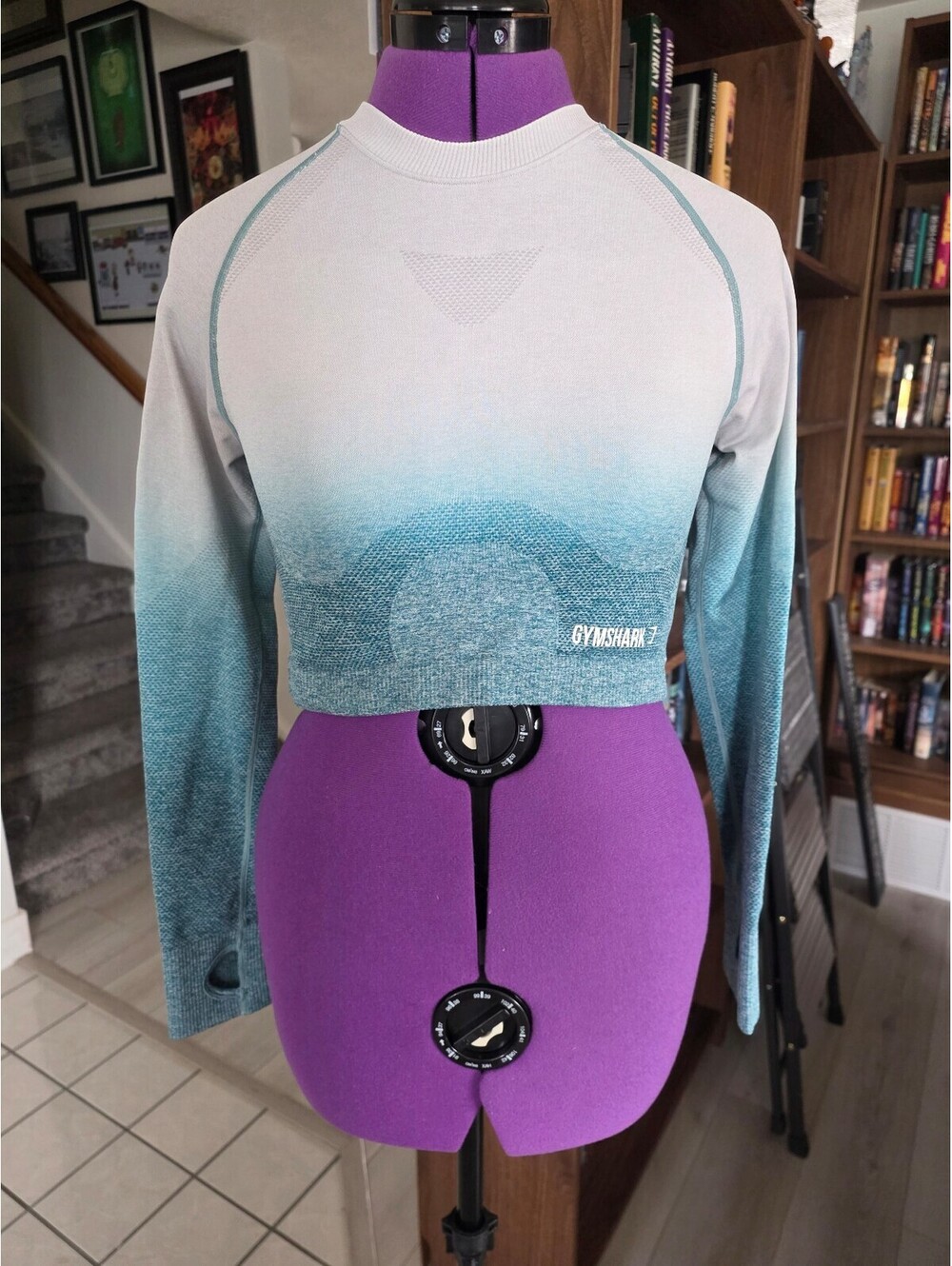 Gymshark cropped long sleeve workout top teal ombre size Medium - Picture 1 of 4
